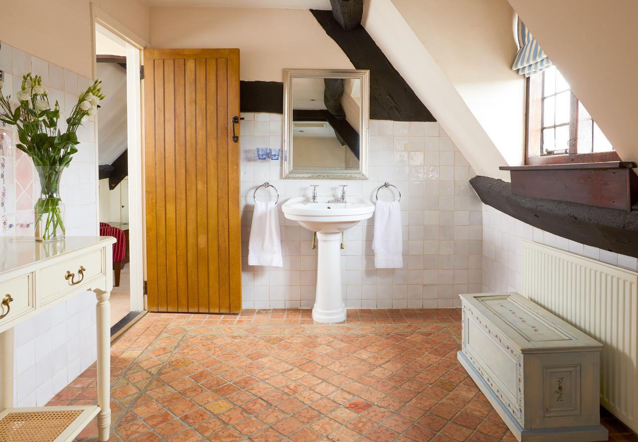 Burford House Bh Bed & Breakfast Ngoại thất bức ảnh